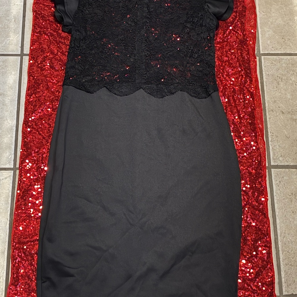Black Lace Bodice Sheath Dress - Brand Unspecified